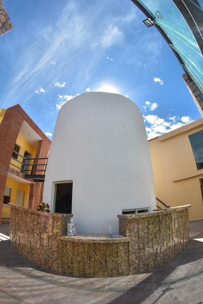 Camino De Piedra Hotel 2*